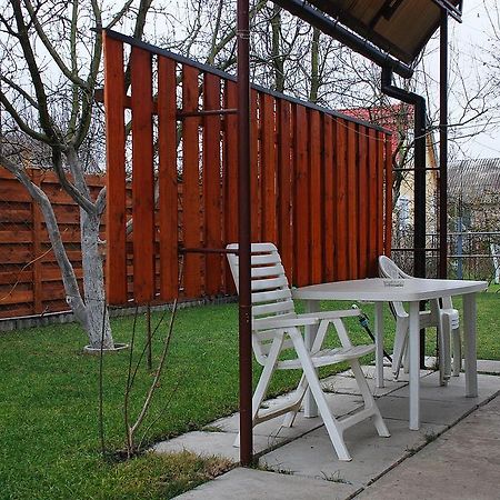 House In Bohatyrska Street كييف المظهر الخارجي الصورة