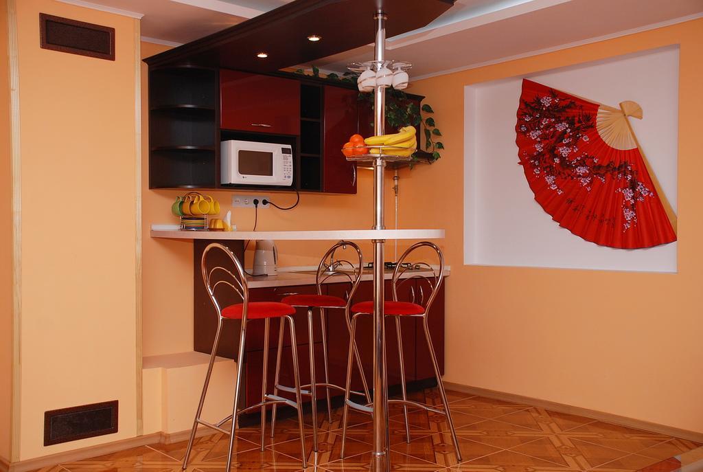 House In Bohatyrska Street كييف المظهر الخارجي الصورة