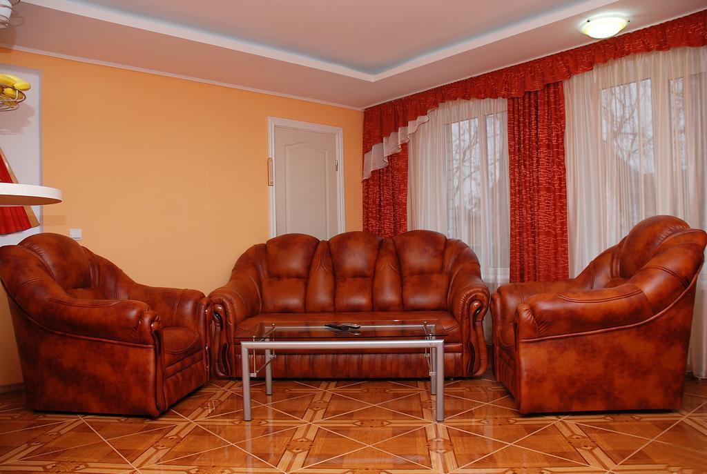 House In Bohatyrska Street كييف المظهر الخارجي الصورة