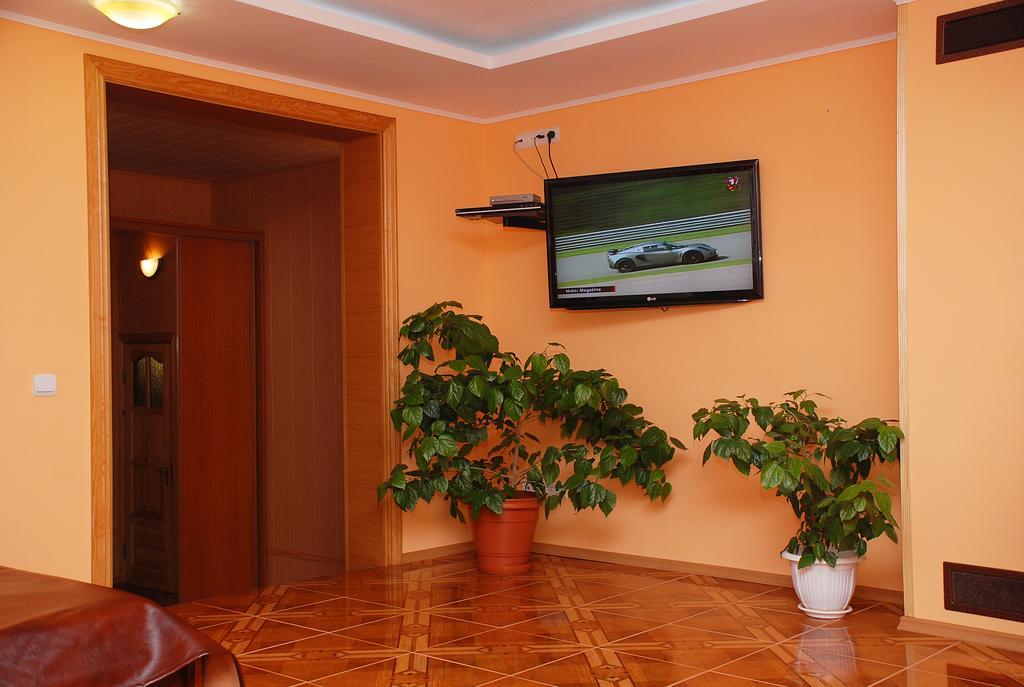 House In Bohatyrska Street كييف المظهر الخارجي الصورة